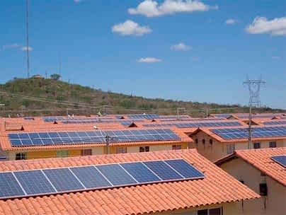 Energia solar em casa popular